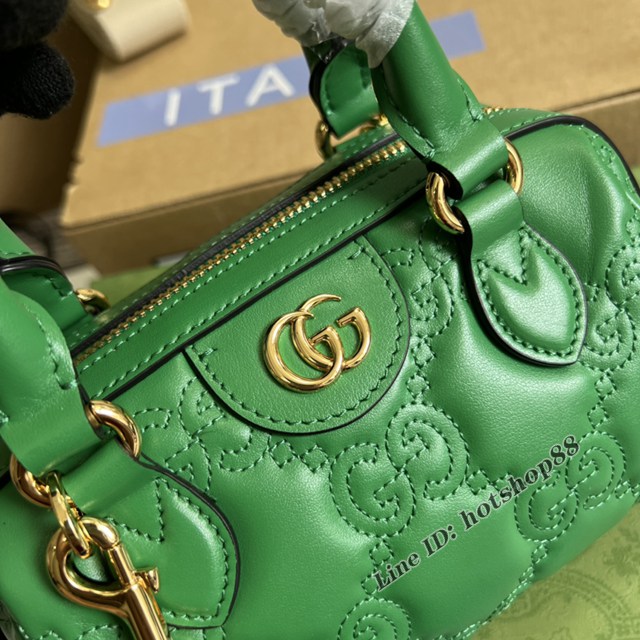 Gucci官網2022新款壓花G全皮女包 古馳G Gmatelassé皮革鏈條肩背包702251 gqy4636